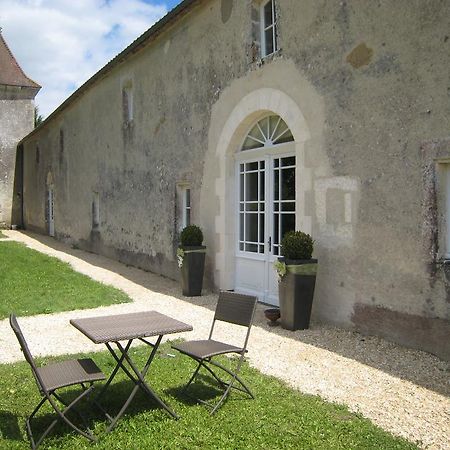 Chateau de Puyrigaud Bed & Breakfast Léoville Exterior foto